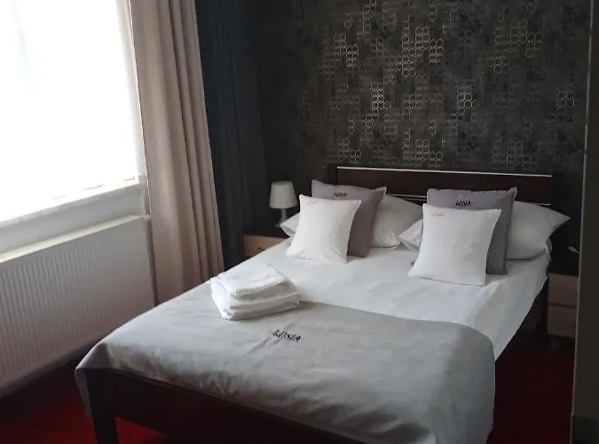 Lusia Bed and Breakfast 3*