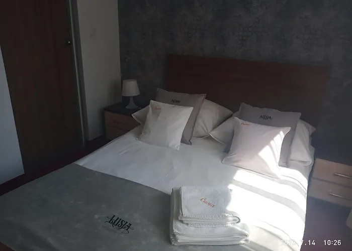 Lusia Bed and Breakfast 3*