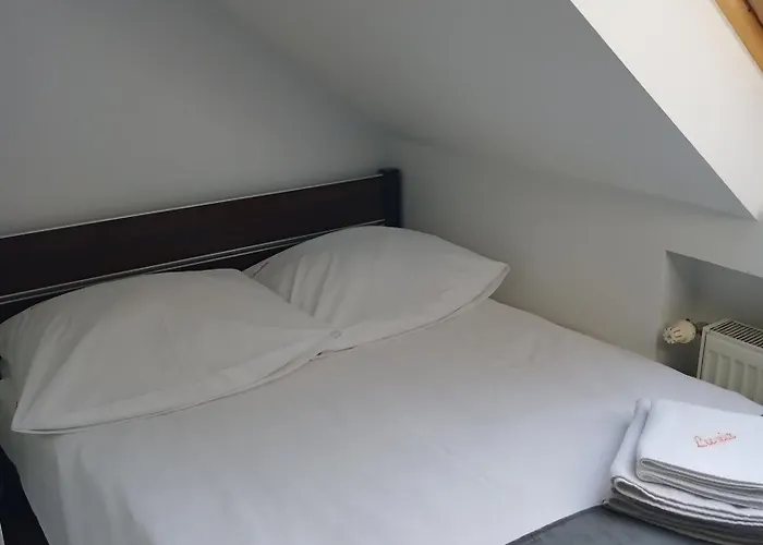 Lusia Bed and Breakfast 3*